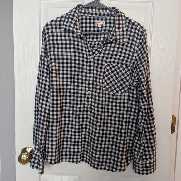 Merona Tops - Merona black and white plaid top - XXL